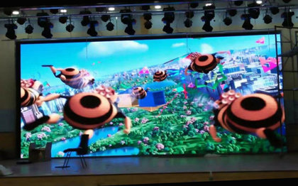 P2.5 4:3 XGA indoor LED screen 256cm x 192cm